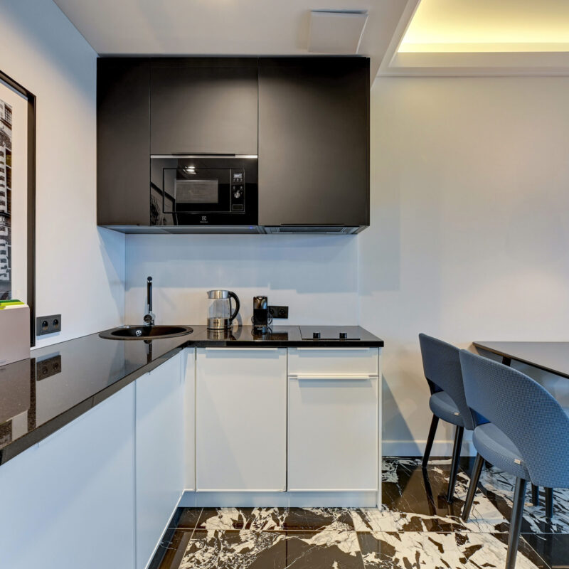 City Center SPA / Deo Plaza 408 (7)