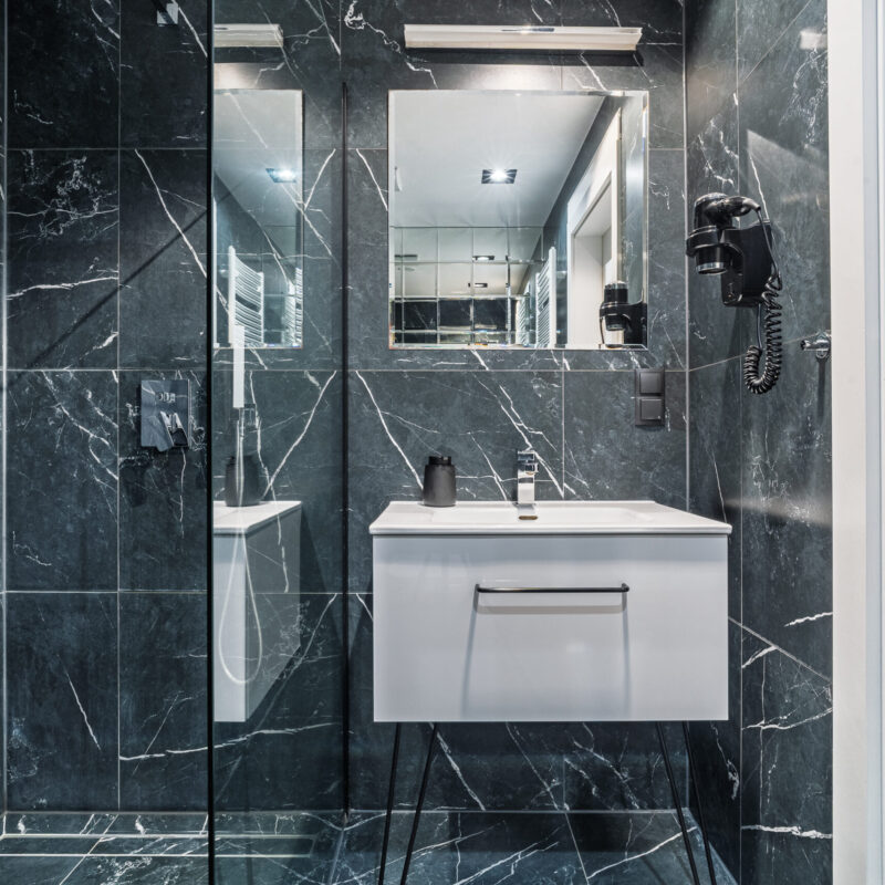 City Center SPA / Deo 412 (1)