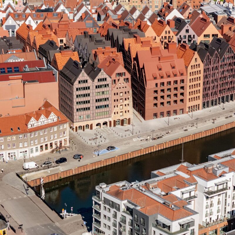 City Center / Casa Blush Dron (1)