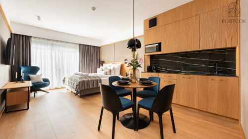 77 City Center SPA Apartments Deo Plaza