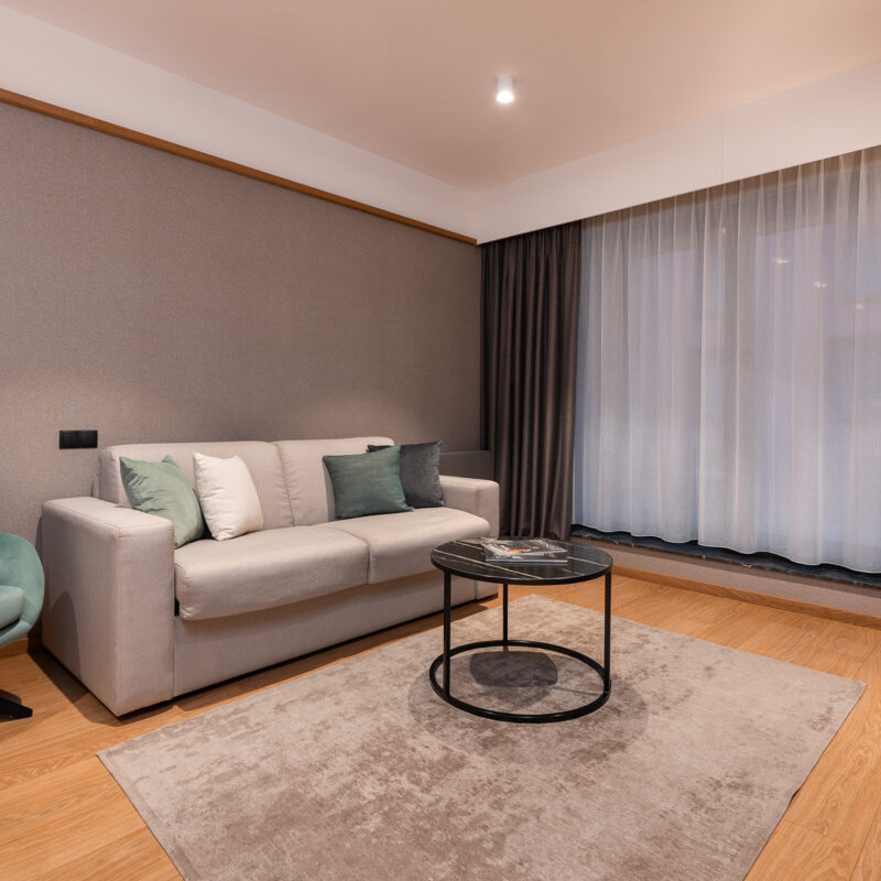 City Center SPA / Deo Plaza 420 (6)