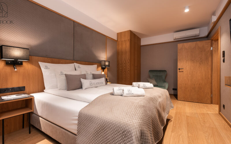 City Center SPA / Deo Plaza 420 (10)