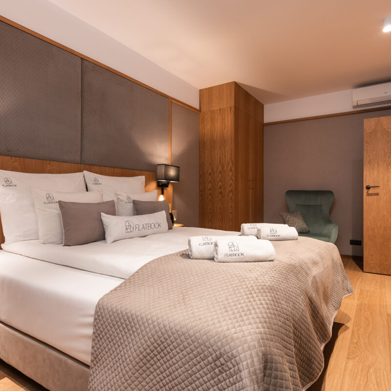 City Center SPA / Deo Plaza 420 (10)