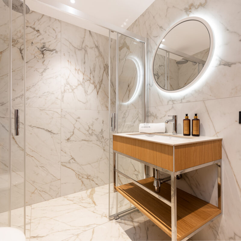 City Center SPA / Deo Plaza 314 (1)