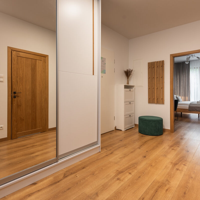 Seaside / Nadmorski Dwór 21 (23)