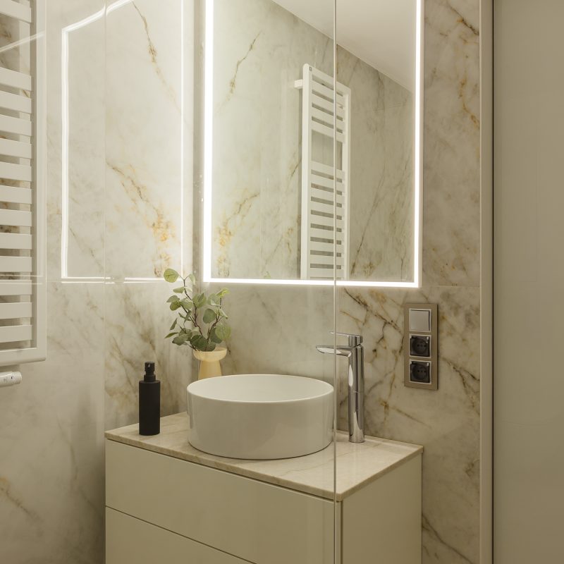 City Center SPA / Deo Plaza 614 (9)