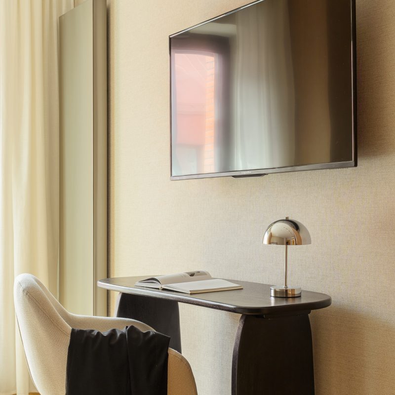 City Center SPA / Deo Plaza 614 (13)