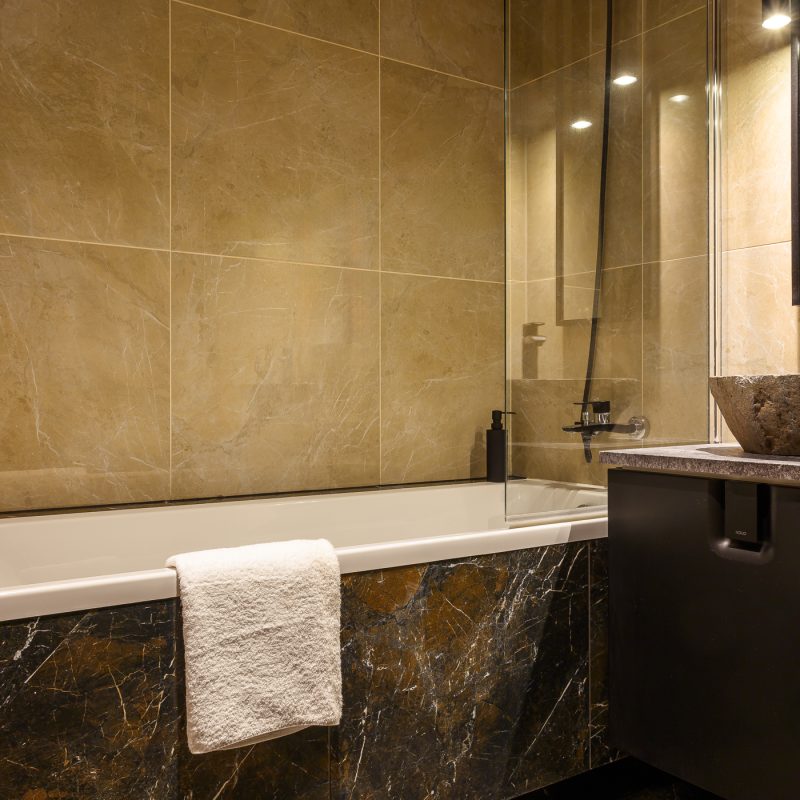 City Center Spa / Deo 413 (18)